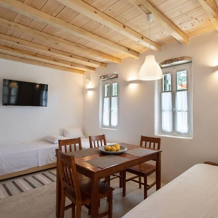 K Homes-Family Stone Suite Τήνος Εξωτερικό φωτογραφία