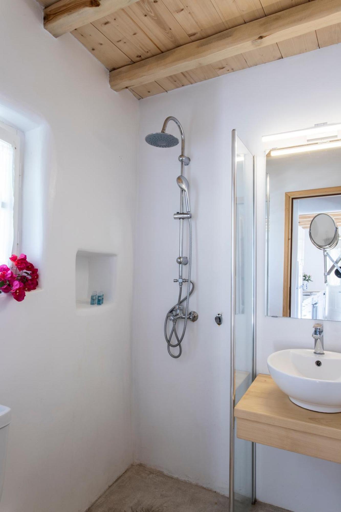 K Homes-Family Stone Suite Τήνος Εξωτερικό φωτογραφία